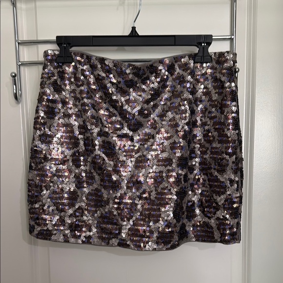 Express Silver Purple Sequin Mini Pencil Skirt - Picture 5 of 8